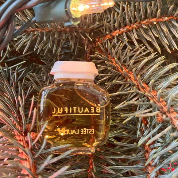 Beautiful by Estée Lauder .12 Ounce Eau de parfum mini  glass bottle white top - Picture 5 of 5